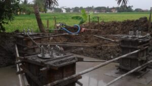 Di Duga Belum Lengkapi Perijinan, Tower Telekomunikasi Di Desa Talok Kec Kresek Tetap Di Bangun