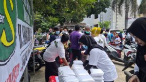 Sholihin Center Berjum’at Berkah di Masjid Besar Al-Mahdy
