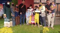 H. Rebo Muhidin. SH Bersama Kades Jayanti, Santuni Anak Yatim – Piatu