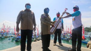 Mensos Risma Apresiasi Keberadaan Tagana di Masyarakat