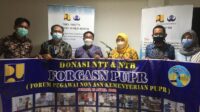 FORGASN PUPR Berikan Bantuan Donasi Terhadap Korban Banjir Bandang Di NTT Dan NTB
