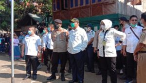 PJ BUPATI PALI HIMBAU WARGA DAN TIM SUKSES PASLON PATUHI PROKES DAN TERIMA HASIL PSU