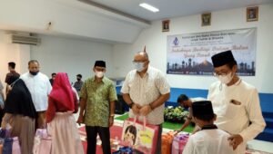 Berkah Ramadan : Universitas Tangerang Raya (Untara) Gelar Santunan Anak Yatim Piatu Dan Buka Puasa Bersama