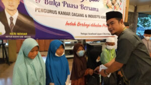 SMSI Bekasi Raya Ikut Santuni Anak Yatim Dalam Buka Bersama KADIN Kabupaten Bekasi