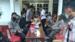Pengurus PAC PDIP Kecamatan Mekar Baru Adakan Giat Buka Puasa Bersama