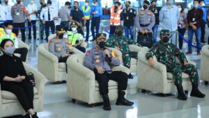 Tinjau Arus Mudik di Bandara Soetta, Kapolri Minta Perketat Pengawasan Warga dari Luar Negeri