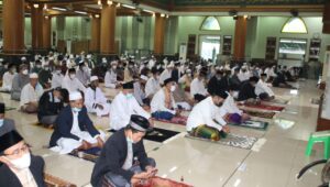 1 SYAWAL 1442 H, MASJID AGUNG ALBARKAH TERAPKAN  PROTOKOL KESEHATAN