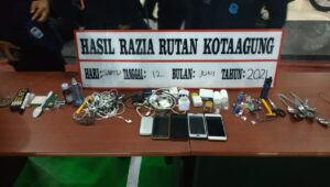 Berantas Halinar Rutan Kota Agung Gelar Razia Kamar Hunian
