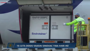 Tahap Ke-17, Sepuluh Juta Bahan Baku Vaksin COVID-19 Sinovac Tiba di Indonesia