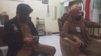 Saat Liput Kedatangan Mahasiswa & KIBB, Kepsek & Humas SMPN 1 Tamsel Di Duga Intimidasi Wartawan Suruh Hapus Video