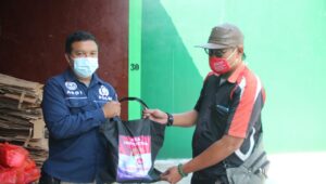 Dimasa Pandemi Polres Lebak Bagikan Paket Sembako Ke Wartawan