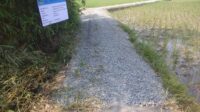 Kegiatan Pemeliharaan Jalan Di Desa Dangdeur Jayanti Jadi Sorotan