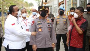 Tinjau Vaksinasi Buruh Di PT Ching Luh, Kapolri Harap Pertumbuhan Ekonomi Membaik
