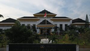 Akhirnya Pengadaan Mobil Dinas Pimpinan DPRD Banten Dibatalkan