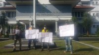 Masih Adanya Penjualan Baju Seragam Dan SPP Di SMA&SMK, Gubernur Jabar Di Minta Evaluasi Kadisdik Dan KCD Wil Tiga