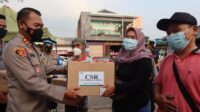 Kapolres Cilegon Polda Banten melaksanakan Baksos Di Bunderan Cibeber Kota Cilegon