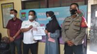 94 Warga Desa Kaliasin Kecamatan Sukamulya Terima Bantuan BLT DD Tiga Bulan Sekaligus