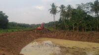 Pembuatan Embung Di Cilangkap Bantu Para Petani