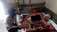 Satlantas Polres Lebak Datangi Rumah Warga Berikan Sembako
