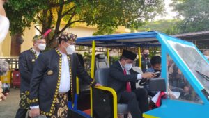 Gubernur WH Terima Mobil Listrik Karya Siswa SMKN 4 Pandeglang