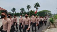 Jelang Akhir Pekan, Kapolres Tanggamus Pimpin Personelnya Olahraga Susuri Jalan Pemkab