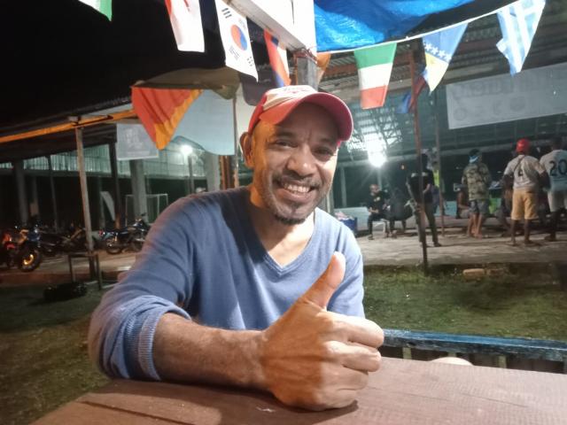Foto : Manajer Lapangan Karaka Futsal, Frijhon Tulalesi