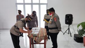 Dua Jabatan Di Polres Lebak Di Serahterimakan