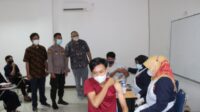 Universitas Tangerang Raya (UNTARA) Bersama Polresta Tangerang Gelar Vaksinasi Tahap I dan II.