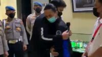 Sempat Di Banting Saat Demo Di Depan Kantor Bupati, Mahasiswa Dari HIMATA Tangerang Berdamai Dengan Polisi