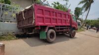 Warga Kampung Betong Desa Gandaria, Keluhkan Aktifitas Mobil Galian Tanah Yang Melintas