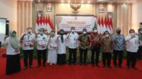 Dindikbud Banten Raih Penghargaan Keterbukaan Informasi