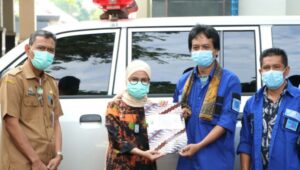 Pemkab Lebak Hibahkan Ambulance Ke Yayasan Salam Sehati Lebak Peduli 