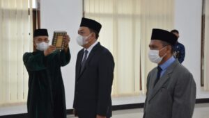 Bupati Tangerang Lantik Hendra Tarmizi sebagai Kepala DPPKB Dan Kadisnaker Rudi Hartono