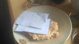 Lempar Amplop Ke Wartawan, Kepala Desa Jeungjing Cisoka Diduga Melecehkan Profesi Jurnalis
