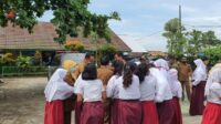 Vaksinasi Anak Sekolah Dasar di Cikande Penuh Antusias