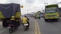 Dishub Kab Tangerang Paksa Putar Balik Belasan Truk Pengangkut Pasir Dan Tanah Di Kec Jayanti