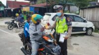 SAT LANTAS POLRES SORONG SELATAN LAKUKAN RAZIA KARTU VAKSIN HINGGA HIMBAUAN KENDARAAN ODOL