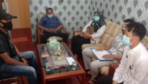 Satu Tahun Gaji Tak Dibayar, Aparatur Pekon Negeri Agung Kecamatan BNS Laporkan Mantan Kepala pekon