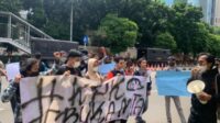 Dugaan KKN Di Pemkab Bekasi, Mahasiswa Gruduk Gedung KPK RI