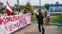 Dugaan Korupsi Anggaran Pipanisasi, MAHASISWA GERUDUK KANTOR PDAM PATRIOT
