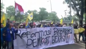 Tuntut Reformasi Birokrasi, PC PMII Geruduk Kantor Pemkot Bekasi
