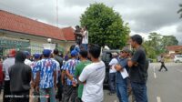 Di Iringi Lagu BONGKAR DAN Wakil Rakyat , BBP Kembali Aksi Di Depan Kantor DPRD Lebak