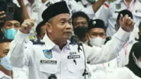 Ketum Apdesi Surta Wijaya Dukung Jokowi Tiga Periode, Ini Respon Presiden