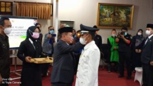 Lurah Talang Ubi Utara Di Lantik Wakil Bupati Pali, Suharja : Semoga Kami Dapat Melayani Dengan Baik Dan Tulus