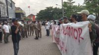 Di Duga ada Tipikor Secara Terstruktur, Sistematik dan Massif, GERMAKSI DEMO DinKes Kota Bekasi