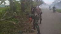 Sambut Ramadhan, Forum Komunikasi Kepemudaan Kp Ampel Laksanakan Gotong Royong