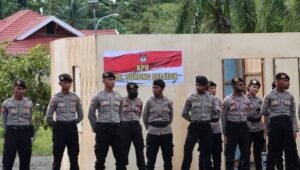 Polres Sorong Selatan Gelar Upacara Penutupan Pembinaan dan Pelatihan Bintara Afirmasi Otsus T.A 2021