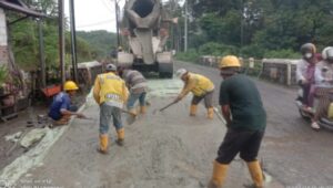 PUPR Lebak Terus Lakukan Pemeliharaan Perbaikan Jalan