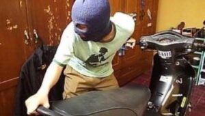 Curi Motor Warga Pekayon Sukadiri, Dua Begundal Di Jemput Polsek Mauk
