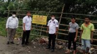 Desa Jayanti Di Bantu Kecamatan Jayanti Bahu Membahu Bersihkan Sampah Dan Juga Himbauan